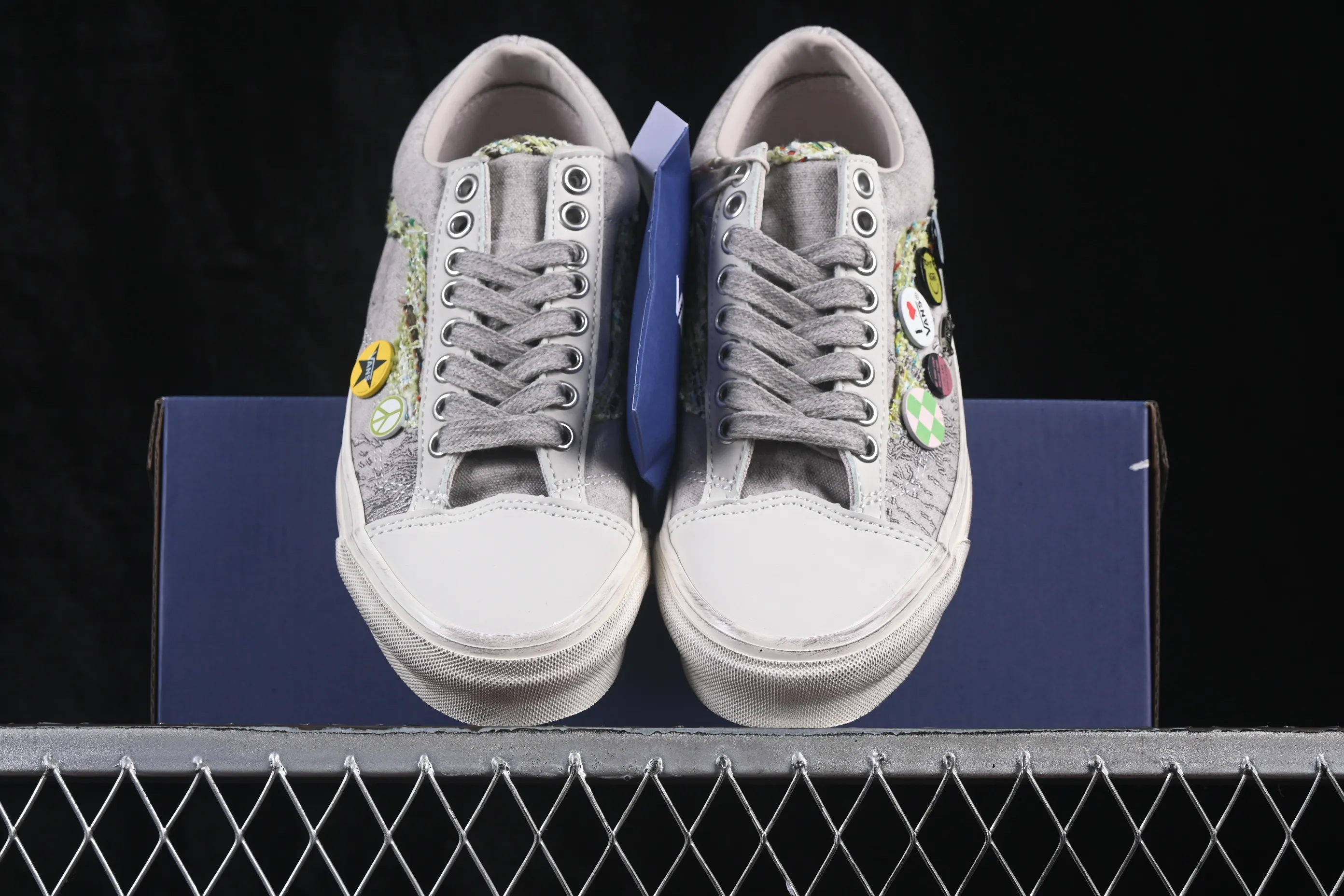 All categories Vans Vans series Vans Low Vans low top Vans Old Skool 36 Vans high-end branch low-end casual skateboard shoes VN000E8V2N1